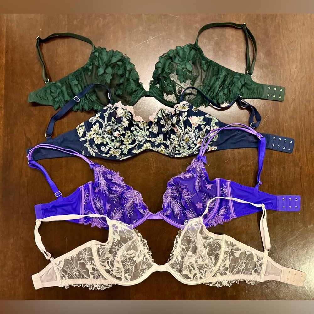 4 Victoria’s Secret unlined bras